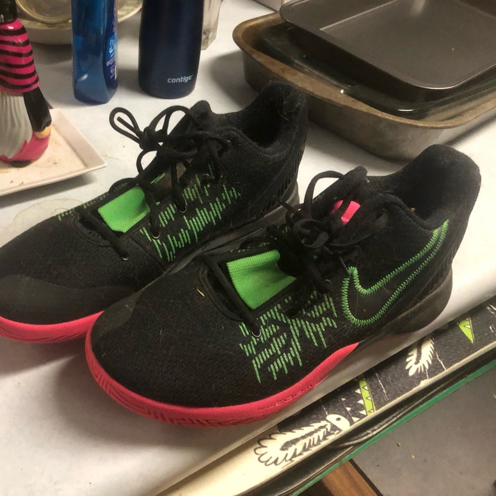 Nike shoes